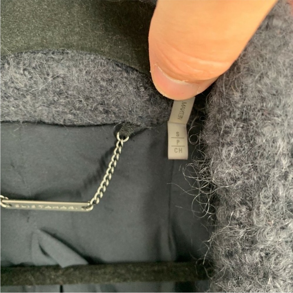 Elie Tahari Boucle Wool Coat - Picture 5 of 7